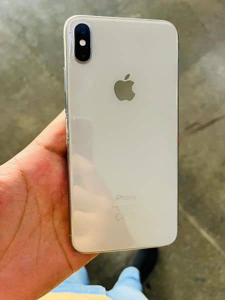iPhone xsmax jv 
256gb available for sale in good condition 1