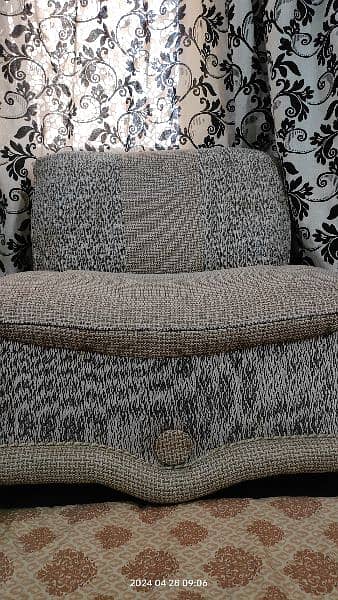 5 Seater Used Sofa 0