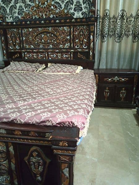 Chinioti Sheesham wood bed set 1