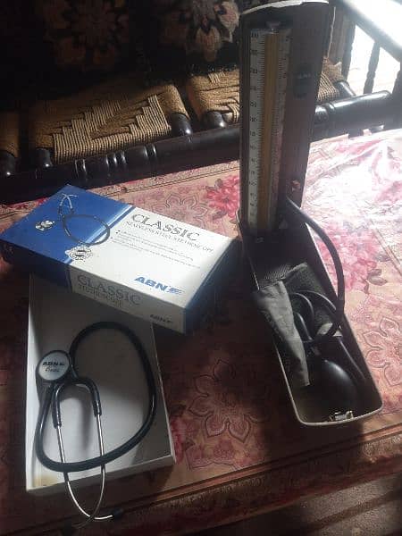 stethoscope and BP apparatus like new 2