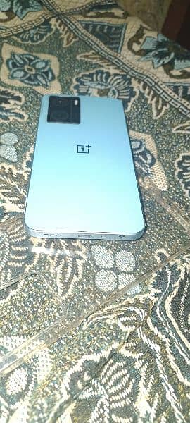 OnePlus N20 SE

6/128
10/9 condition 2
