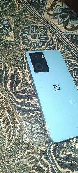 OnePlus N20 SE

6/128
10/9 condition 4