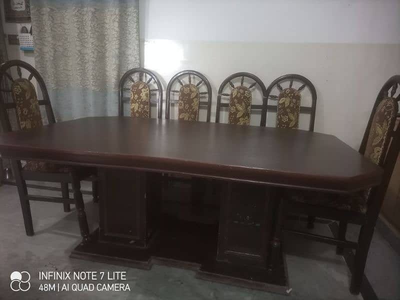 Dinning Table and 6 chairs 2