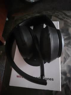 Bluetooth headphones+MP3 player 10/10 with box charging cable.