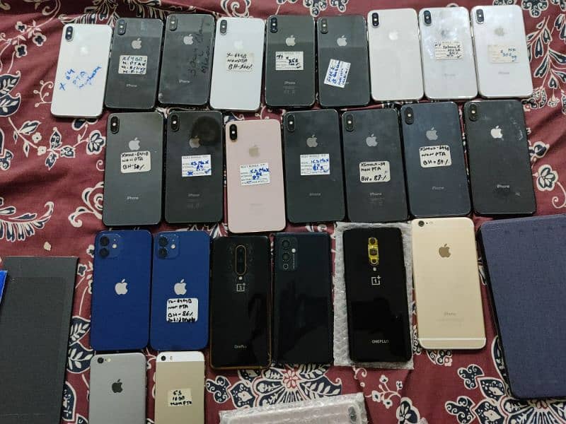 iPhones for sale on wholesale rate 3
