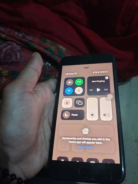 i phone 7 plus for sell 5