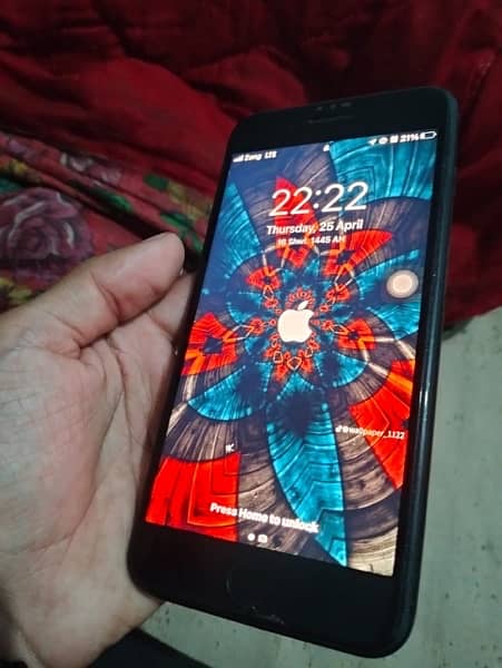 i phone 7 plus for sell 8