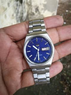 Seiko 5 automatic blue Dial and Lineage by Casio Titanium read add 0