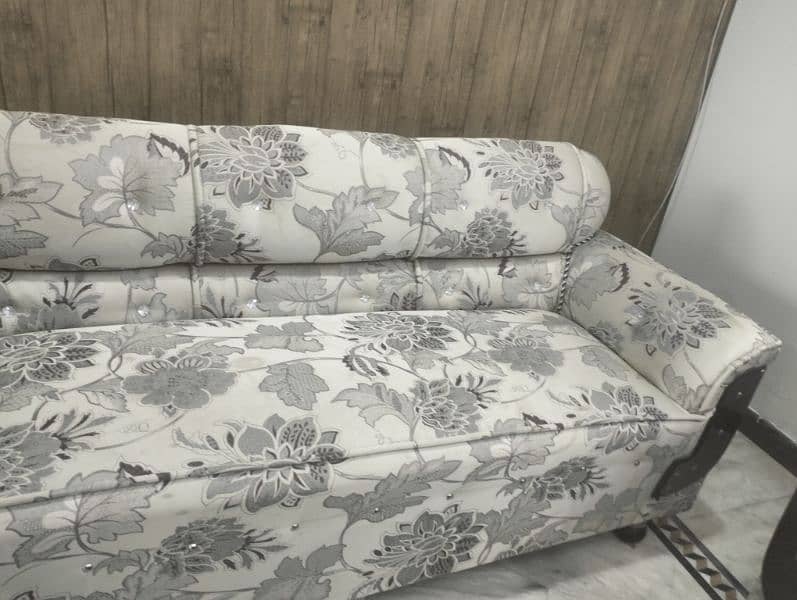 5 Seater Sofa Set For Sale 2