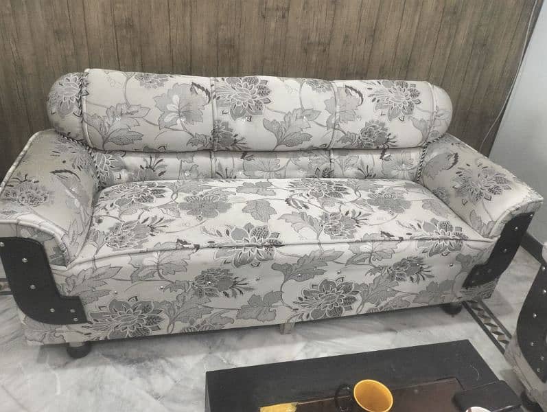 5 Seater Sofa Set For Sale 6