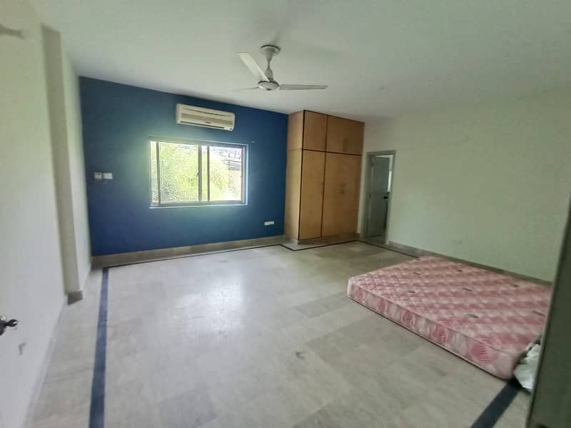 7 MARLA SECOND FLOOR FOR RENT IN REHMAN GARDENS NEAR DHA PHASE 1 11