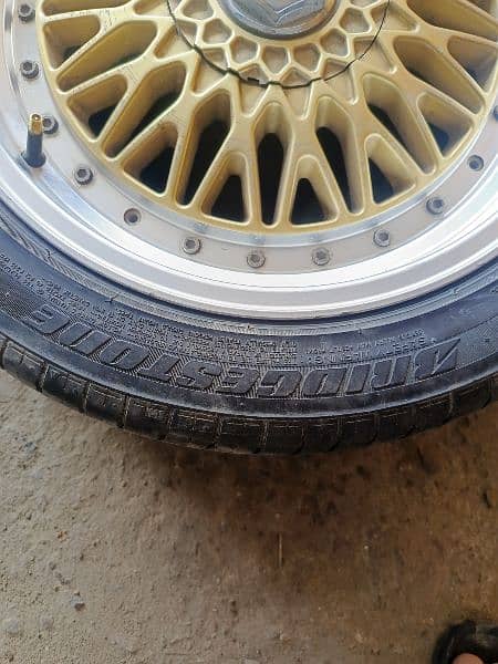 Expensive Alloy Rim  17 Inches with sports tyres  80% for sale 6