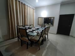 DHA fully Furnished independent villa short term it's per day rent