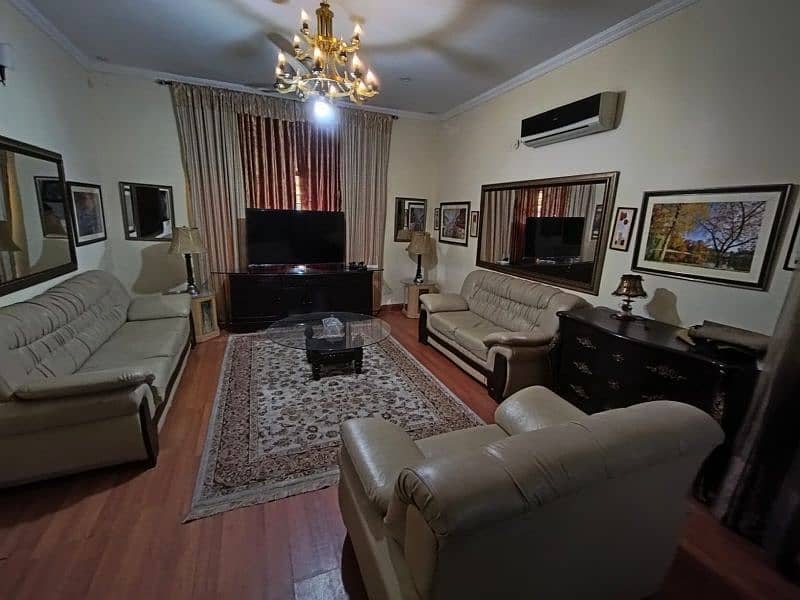 DHA phase 8 ex park view villa fully Furnished villa for rent 3