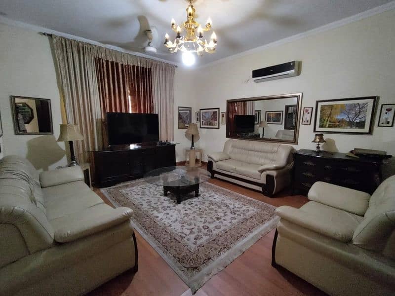 DHA phase 8 ex park view villa fully Furnished villa for rent 6