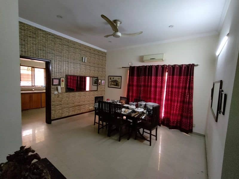 DHA phase 8 ex park view villa fully Furnished villa for rent 17