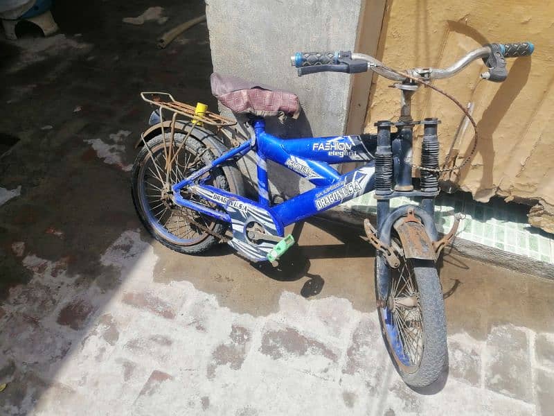 2 bicycles for sale in 15000 7