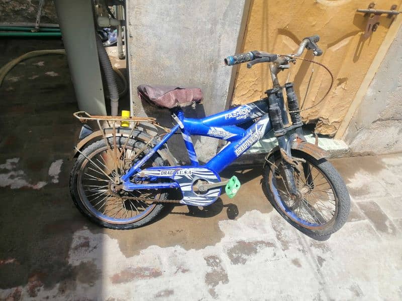 2 bicycles for sale in 15000 9
