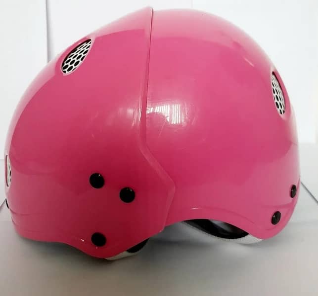IMPORTED VERY FRESH SAFTETY 100% LIKE BRAND NEW HELMET 2