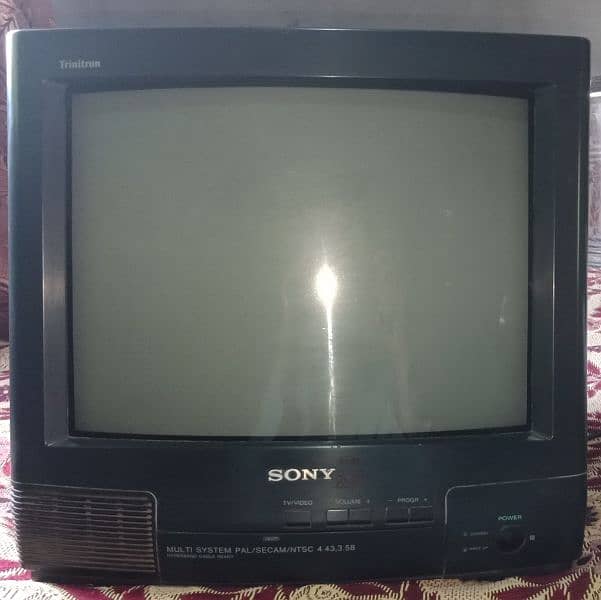Sony TV black for sale in good condition 0