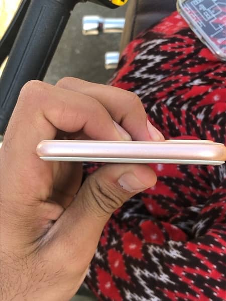 IPhone 8 Plus 256 official pta approved 4