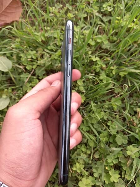iphone 11 Pro Max PTA Approved 2