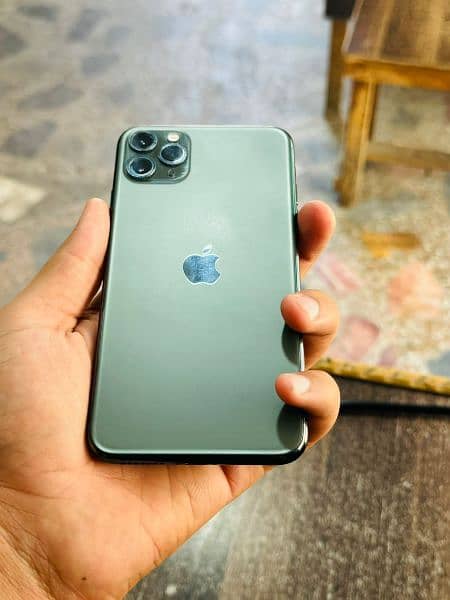 iphone 11 pro max waterpack 0