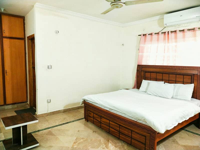 E11 Guest house for rent fully furnished 4