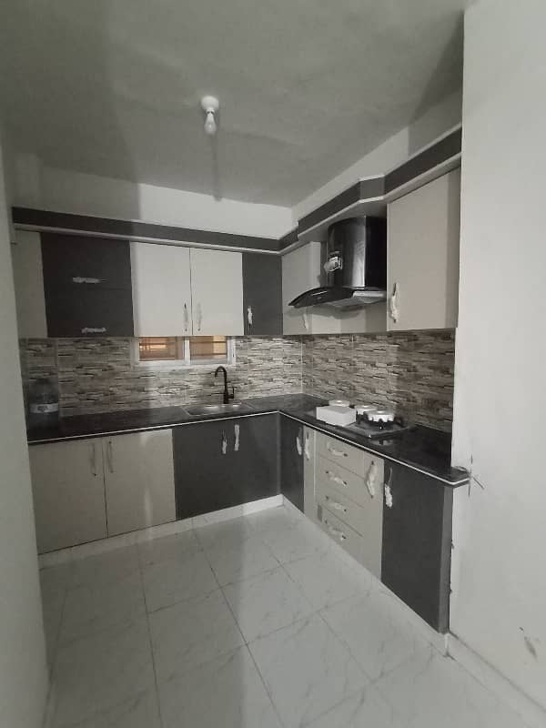 Grey Noor Tower 3 Bed DD Flat Available For Rent 1