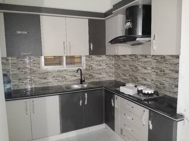 Grey Noor Tower 3 Bed DD Flat Available For Rent 2