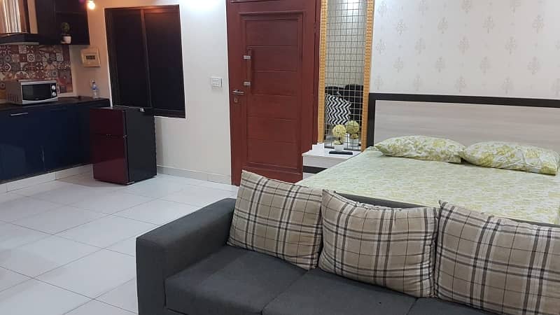 One bed flat avalible for rent 3