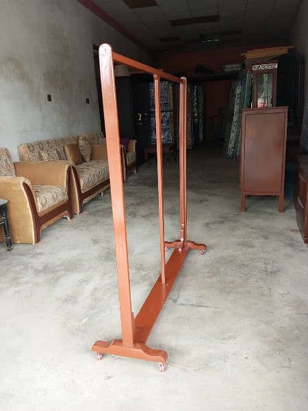 Cloth Stand 2