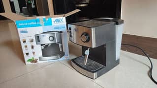 COFFEE MAKER FOR SALE JUST LIKE NEW 0