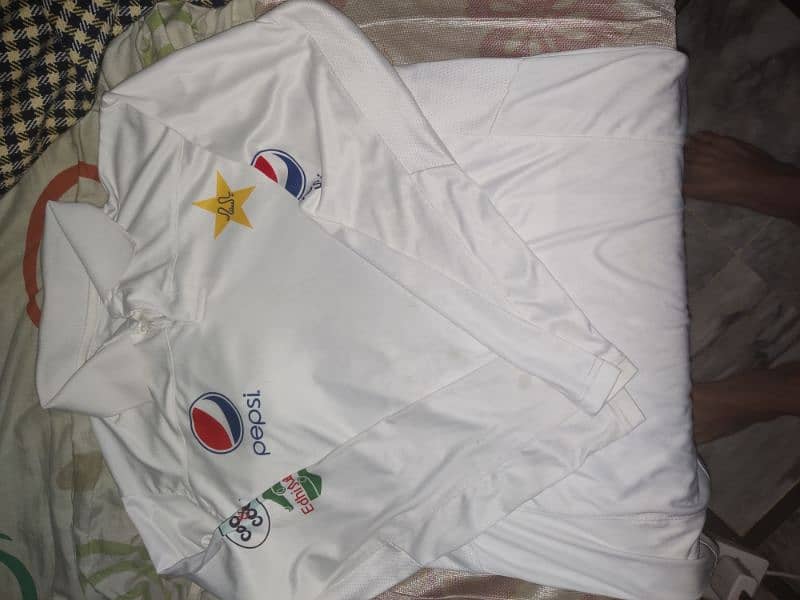 Shadab Khan Signed Official Test Kit Shirt 1