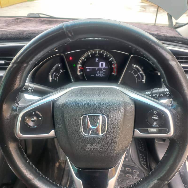 Honda Civic X (oriel) 11