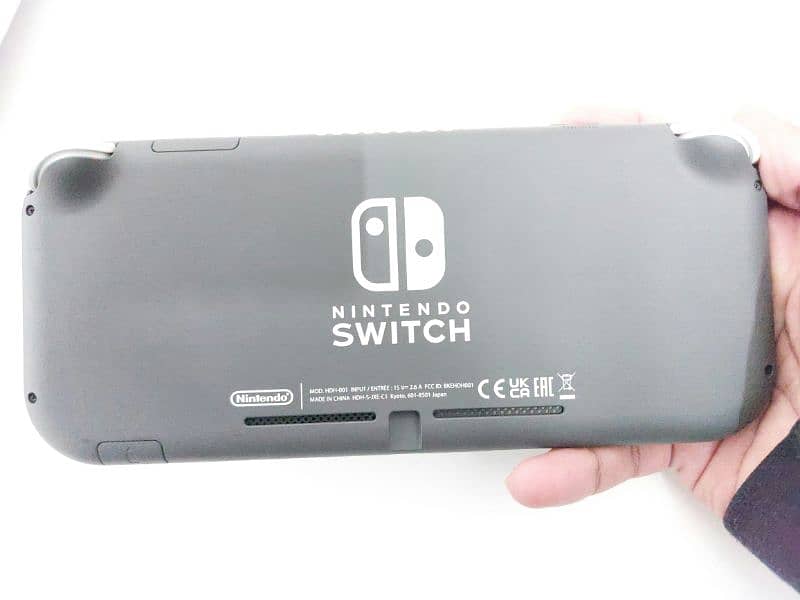 Nintendo Switch Lite Brand New Condition 2