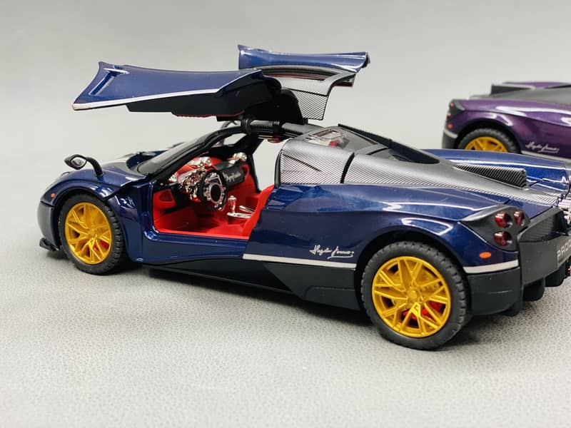 Pagani Huayra Alloy Sports Model Simulation Diecast Car 7