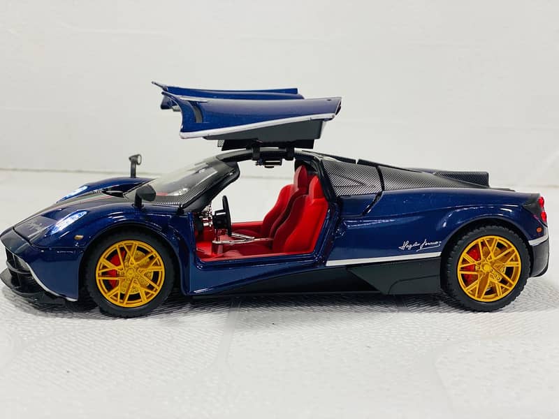 Pagani Huayra Alloy Sports Model Simulation Diecast Car 14