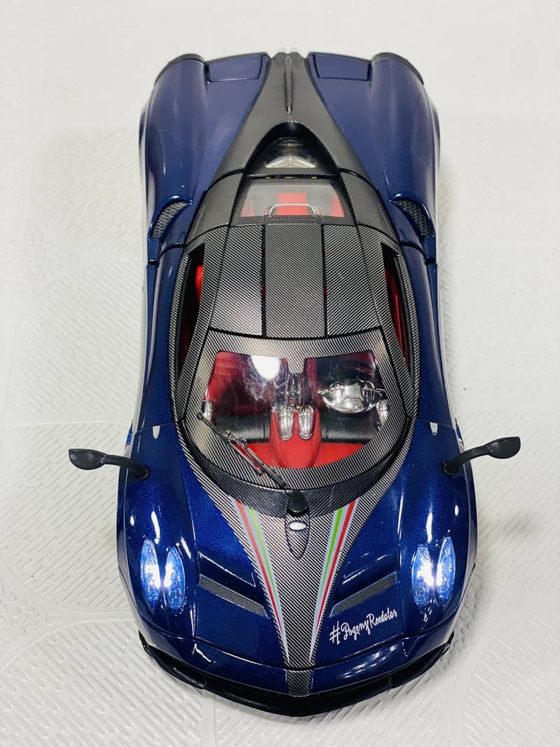 Pagani Huayra Alloy Sports Model Simulation Diecast Car 16