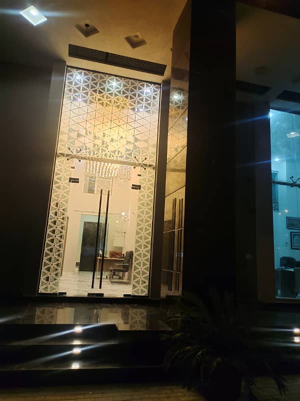 2 bedroom luxury apartment available for sell in Bahria Town Karachi 5