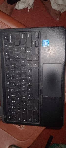 Chromebook Dell ram rom 4/16 storage. 5