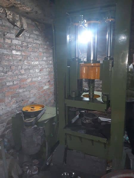 Hydraulic press 1
