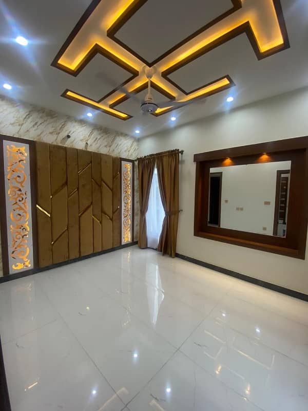5 Marla house for sale in nishtar block bahria Town Lahore good location 6