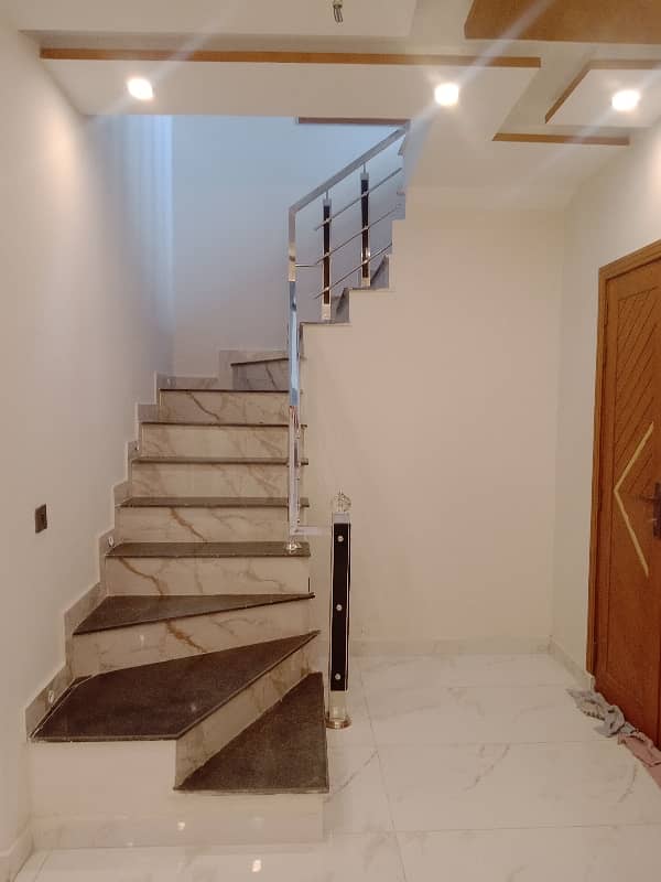 5 Marla house for sale in shershah block bahria Town Lahore brand new house good location A + house visit anytime pic available 8