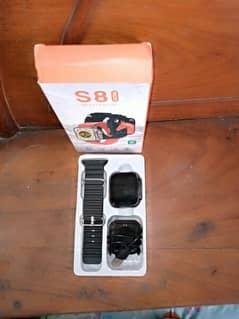 S8 ultra watch condition10/9with box and charger black straps original