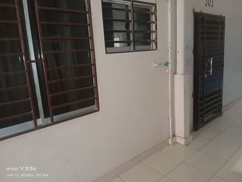 4 ROOMS FLAT AVILABLE FOR SALE IN NEW PROJECT CROWN RESIDENCY 16