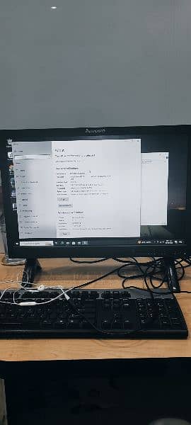 selling my PC ,with Lenovo lcd 4