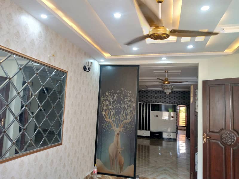 10 Marla Brand New Luxury House For Sale In Rose Block Park View City Lahore 22