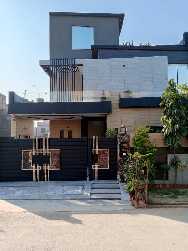 10 Marla Ultra Luxury Modern House For Sale In Tulip Block Park View City Lahore 43