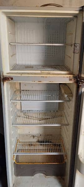 Dawlance Refrigerator (Full Size) 2